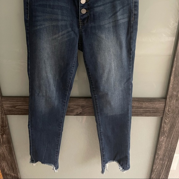 Women’s size 9 Black label jeans- never worn - Picture 5 of 5